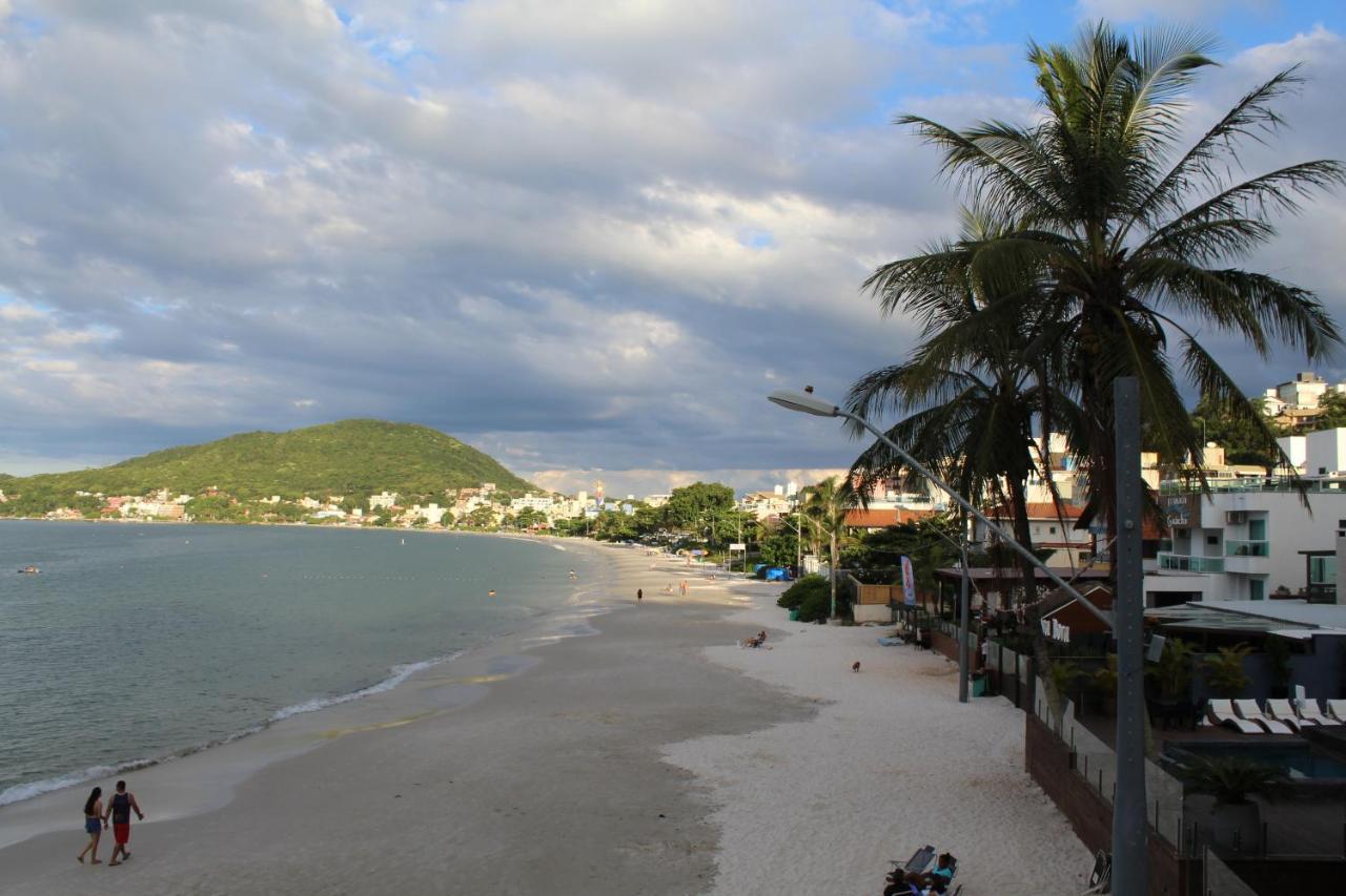 Costa Esmeralda